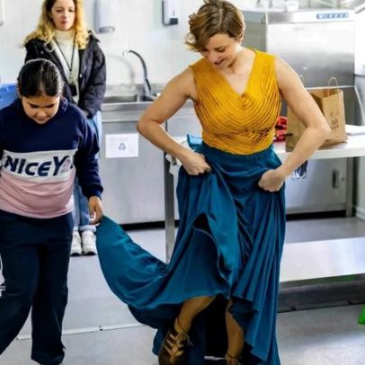 Alunos da Feira apresentam danças medievais ao público