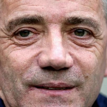 Kevin Keegan revela ter cancro no estádio quatro