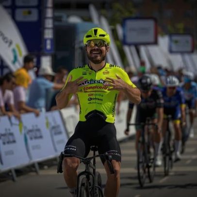 Santiago Mesa vence sprint em Famalicão e assume liderança do Grande Prémio JN