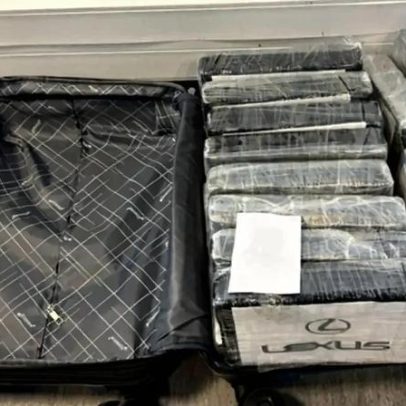 Duas pessoas detidas no aeroporto com 47 kg de cocaína em malas de mão