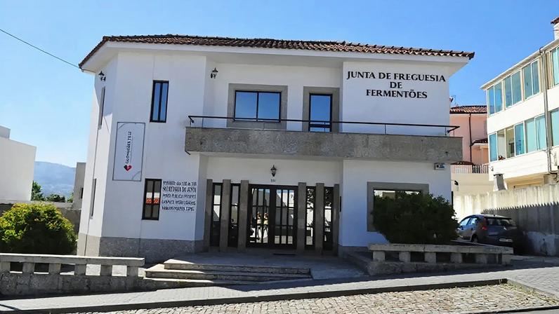 A Junta de Freguesia de Fermentões continua sem órgãos autárquicos instalados desde as eleições de outubro de 2025