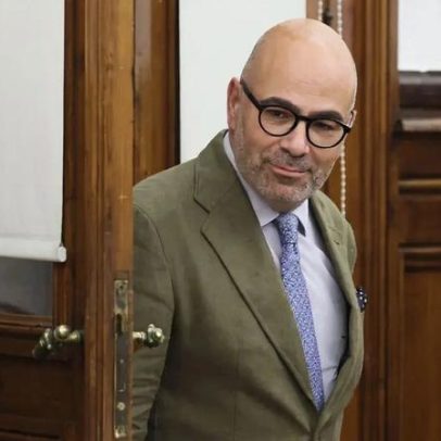Pinto Luz defende que país e PSD não podem deixar de ouvir Passos