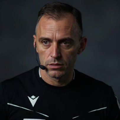 João Pinheiro estreia-se no Mundial 2026 a arbitrar Suíça-Bósnia