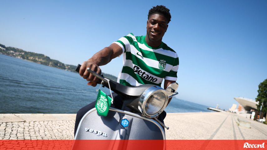 Issa Doumbia chega ao Sporting confiante e vê clube como caminho para a carreira