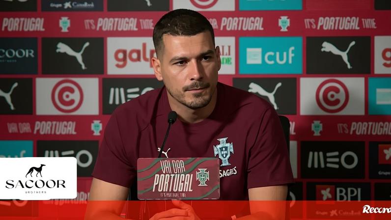 Ricardo Velho: «Espero que não aconteça nada a nenhum deles e que eu não vá para o banco por causa de uma lesão»
