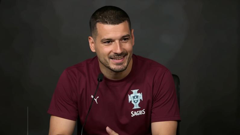 Guarda-redes da Seleção Nacional sobre o papel que terá durante o Mundial