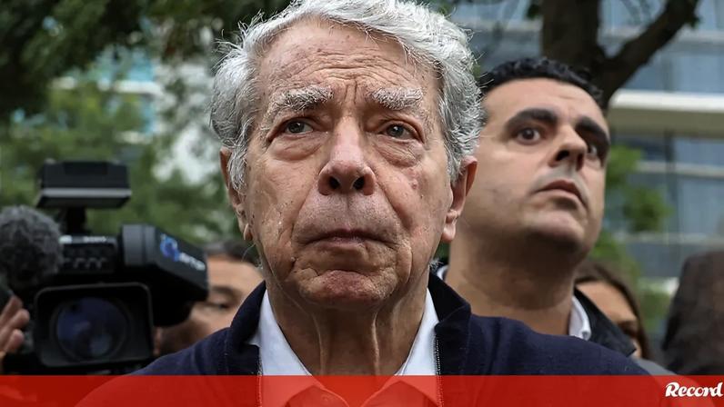 Ricardo Salgado condenado a 13 anos, mas isento de cumprir pena por Alzheimer