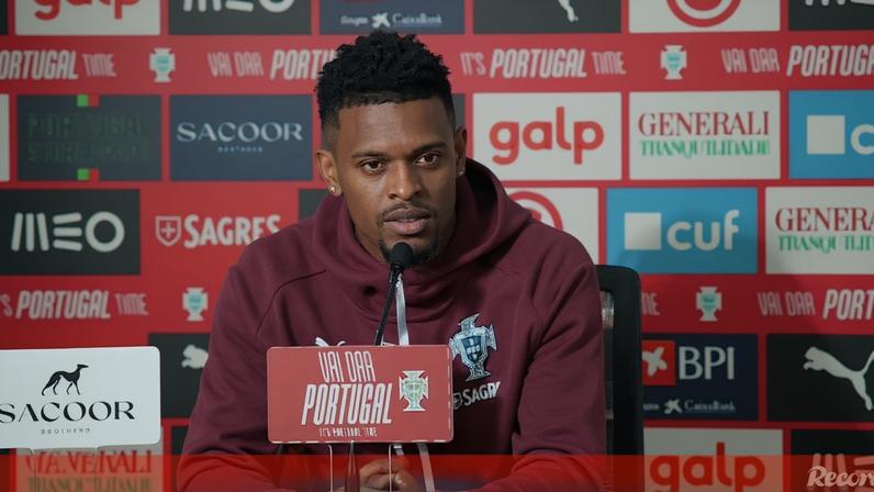 Nélson Semedo sobe na carreira a pulso e representa o clube que apoia