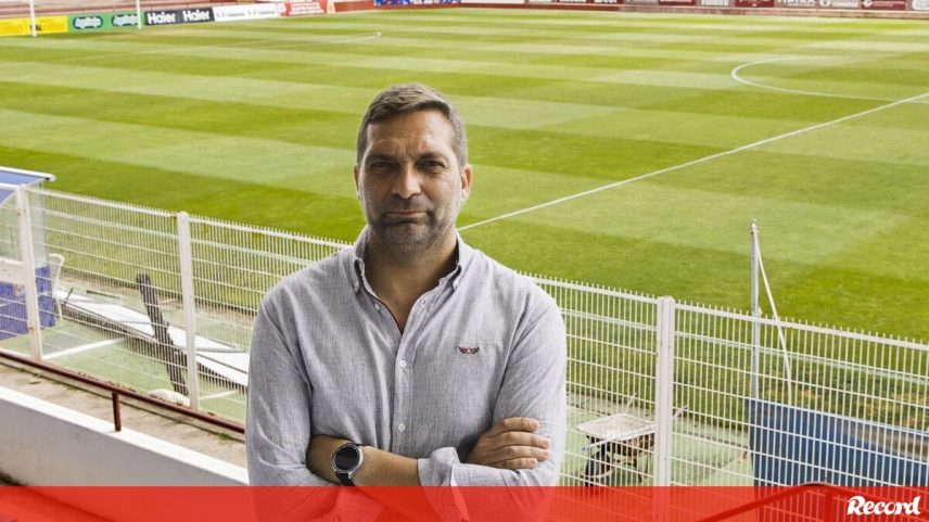 Luís Tralhão: «Vamos ver se Otamendi também fala com Messi sobre o Torreense...»
