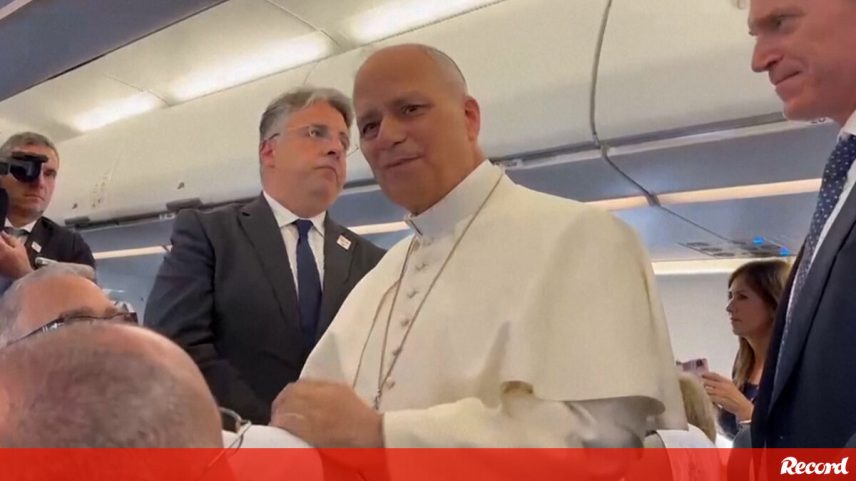 Papa Leão XIV revela o que os jovens preferem: Bad Bunny ou o Papa