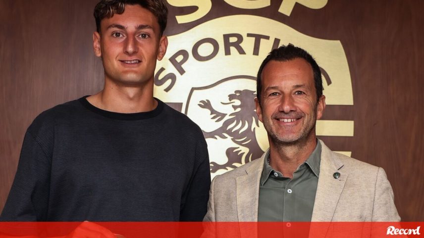 Silas Andersen posa ao lado de Frederico Varandas