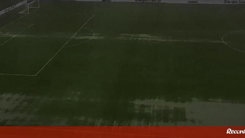 Tempestade atrasa arranque entre Inglaterra e Costa Rica a um dia do Mundial