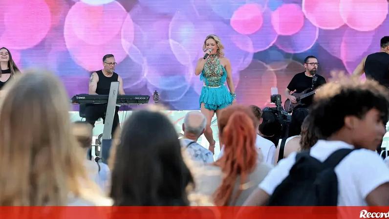 Imagens marcam abertura da Fan Zone Betano em Gaia