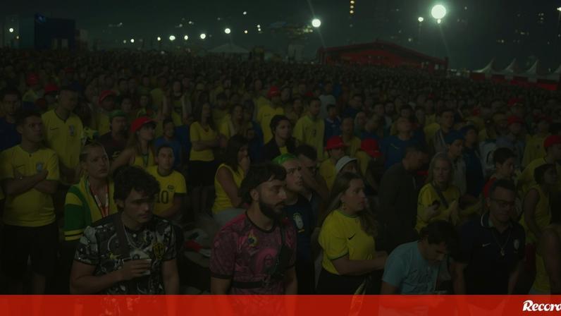 Copacabana veste verde e amarelo para estreia do Brasil no Mundial