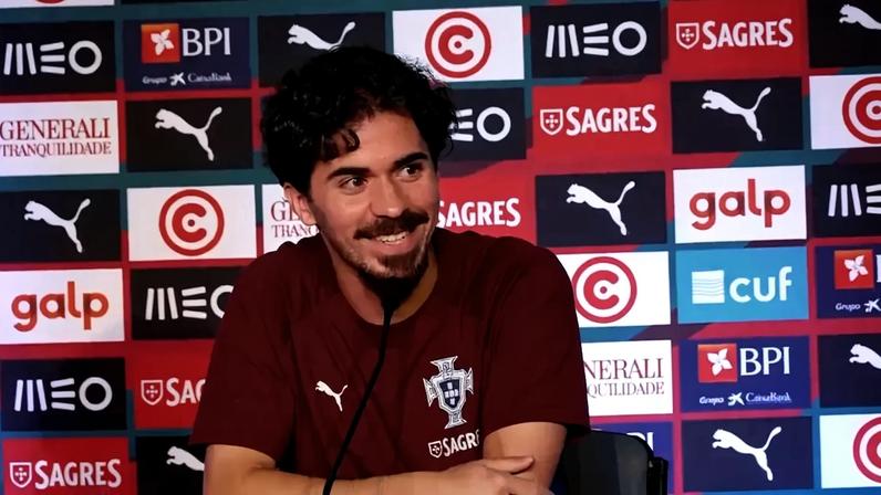 Vitinha comenta o físico de Cristiano Ronaldo: não é Photoshop