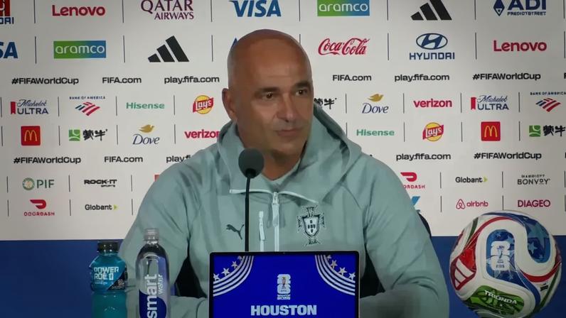 Quem bate melhor livres na Seleção? A resposta de Roberto Martínez