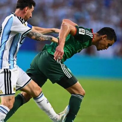 Messi podia ter sido expulso? Lance no Argentina-Argélia gera polémica