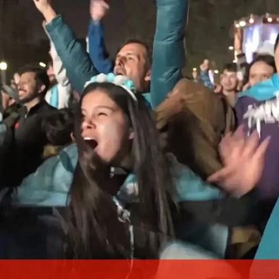 Adeptos celebram vitória da Argentina sobre a Argélia no Mundial 2026