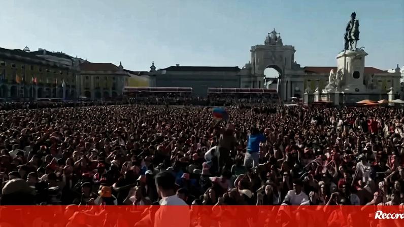 Momento de celebração com todo o fair play no coração da capital portuguesa