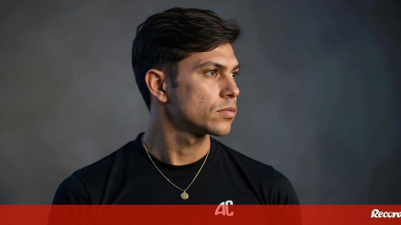 Gabriel Índio é o primeiro reforço do Benfica para o eixo da defesa