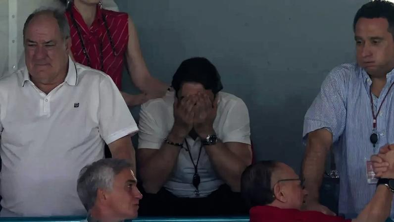 Rui Costa após a vitória do Benfica sobre o Sporting em futsal