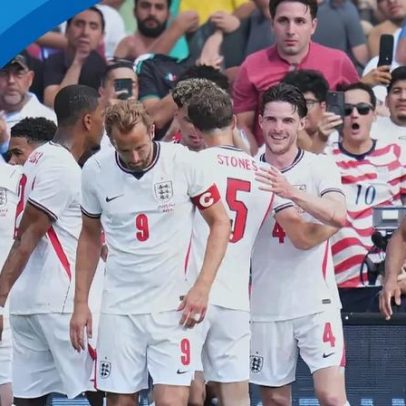 Inglaterra frente a Gana com desvantagem sob orientação de Queiroz