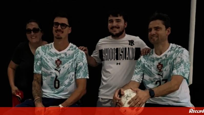 Portugal House recebe Hélder Postiga e José Fonte em confraternização