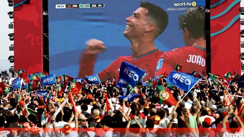 Seleção vence pela primeira vez e enche Terreiro do Paço em Lisboa