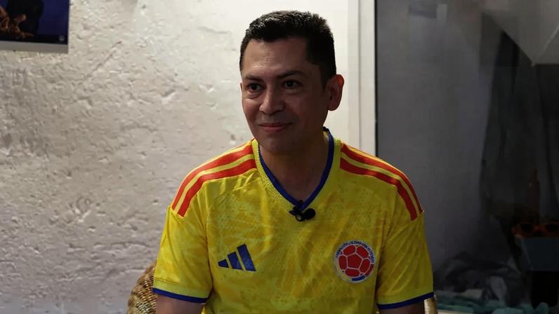 Carlos Roa, diretor do grupo 'Folclor Colombia', vive há 15 anos em Portugal e acredita que Cristiano Ronaldo não vai marcar à seleção colombiana na madrugada de sábado para domingo, no jogo que vai decidir o primeiro classificado do Grupo K do Mundial'2026.