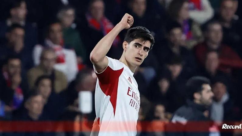 António Silva tem acordo de princípio com o Milan, avança jornalista italiano