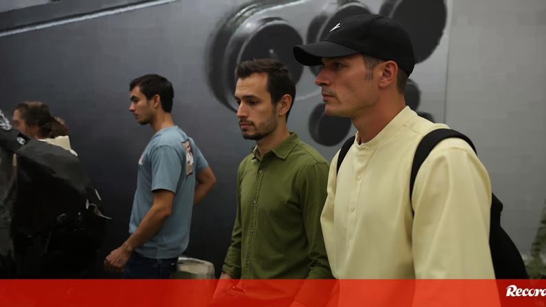Altimira chega a Lisboa com reforço do Sporting acompanhado pela família