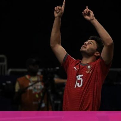 João Neves dedica o primeiro golo no Mundial à mãe