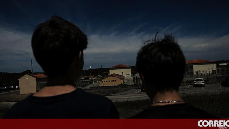 Rixa com facas entre alunos na escola de Soure