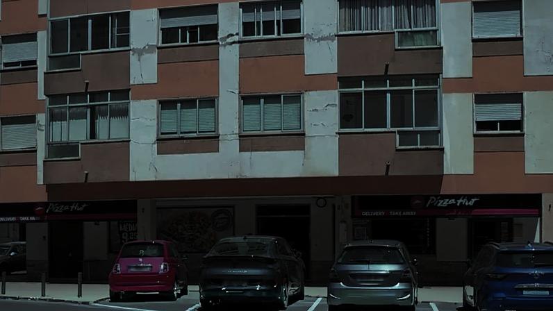 Mata a prima à facada durante discussão e entrega-se à PSP no Cacém