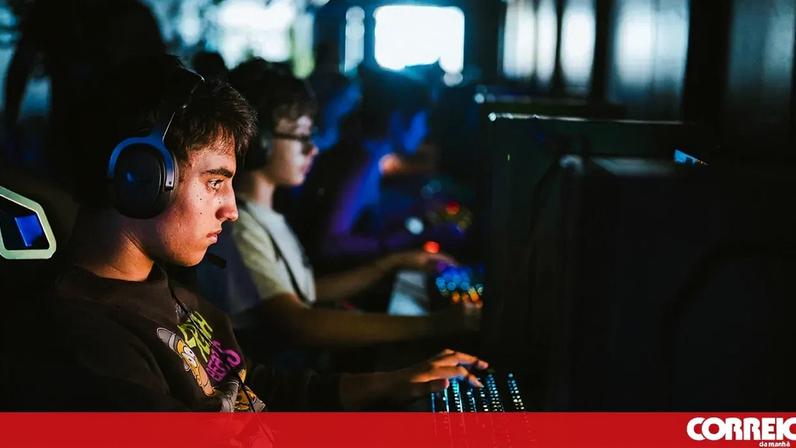 Indústria musical junta-se para regular a IA na criação musical