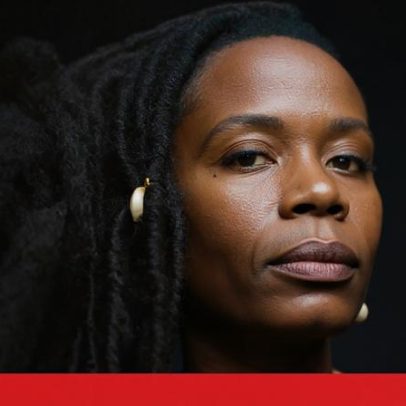 Atriz acusa diretor técnico de racismo