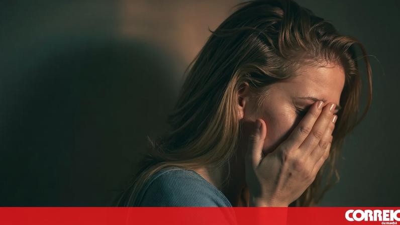 Acesso a cuidados de saúde mental continua a ser um problema para os doentes.