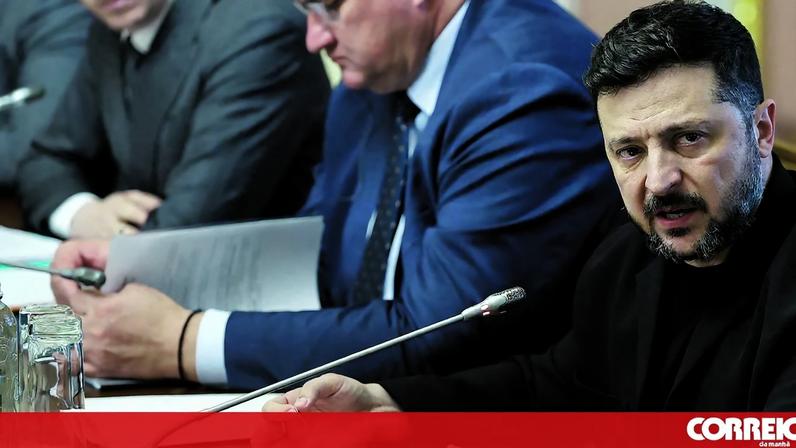 Zelensky devolve condecoração à Polónia