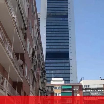 Explosão em arranha-céus de Madrid provoca evacuação do prédio