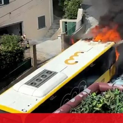Autocarro da Carris pega fogo em Odivelas
