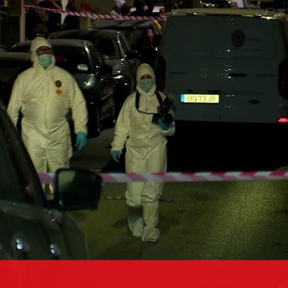 Jovem mata a namorada após fim do relacionamento com facas e barra de ferro