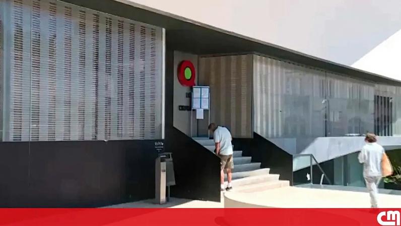 IRN em Leiria fechada em primeiro dia de greve dos trabalhadores dos registos e notariado