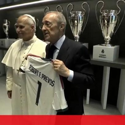 Papa Leão XIV recebe camisola do Real Madrid durante visita ao Bernabéu