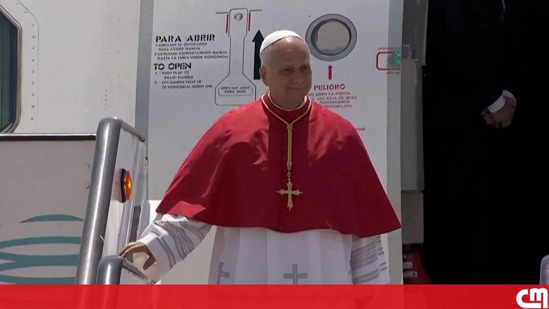 Papa Leão XIV já está em Barcelona