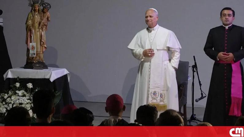Papa Leão XIV encontra reclusos durante visita a prisão em Barcelona