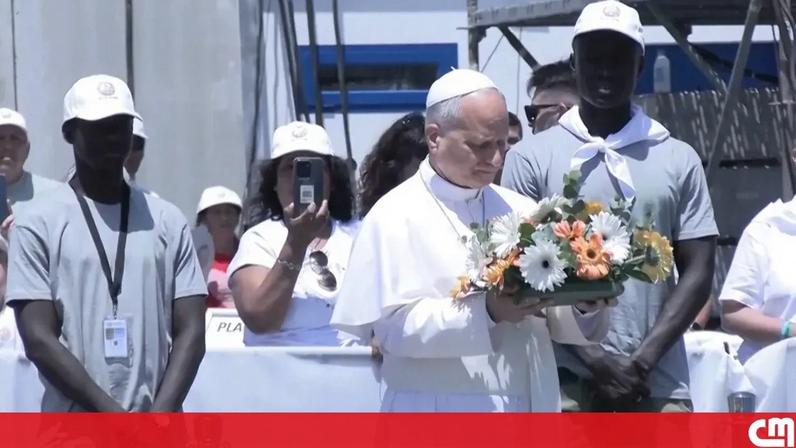 Papa Leão XIV visita o cais da vergonha nas Canárias e apela ao respeito pelos migrantes