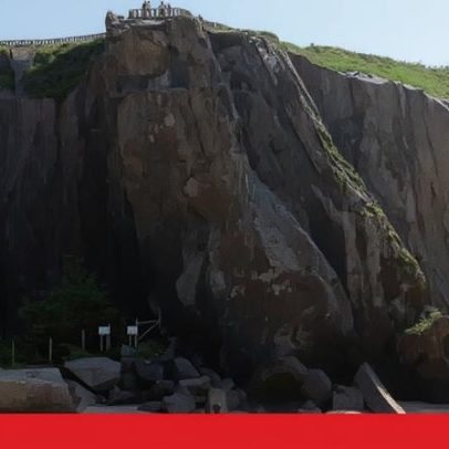 Ladrão em fuga da GNR sobrevive a queda de falésia de 100 metros em Santa Cruz