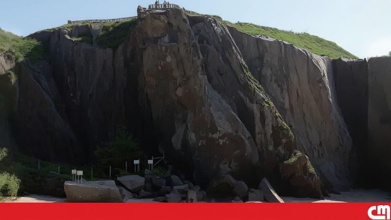 Ladrão em fuga da GNR sobrevive a queda de falésia de 100 metros em Santa Cruz