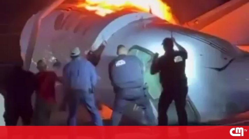 Jato privado com seis a bordo despenha-se no Texas com uma vítima