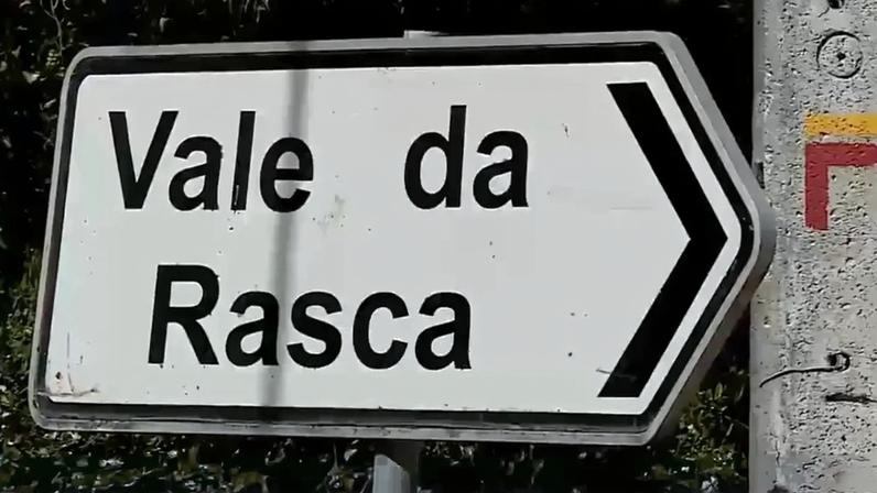 Viver junto ao mar no Vale da Rasca deixou de significar liberdade